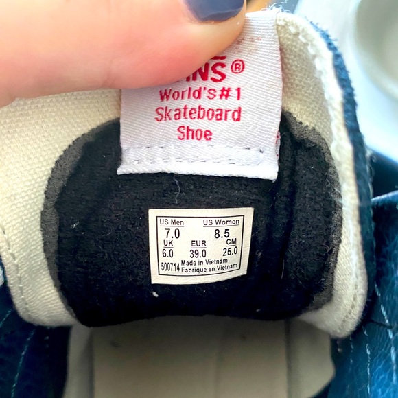 VANS SK8-HI - Picture 2 of 6